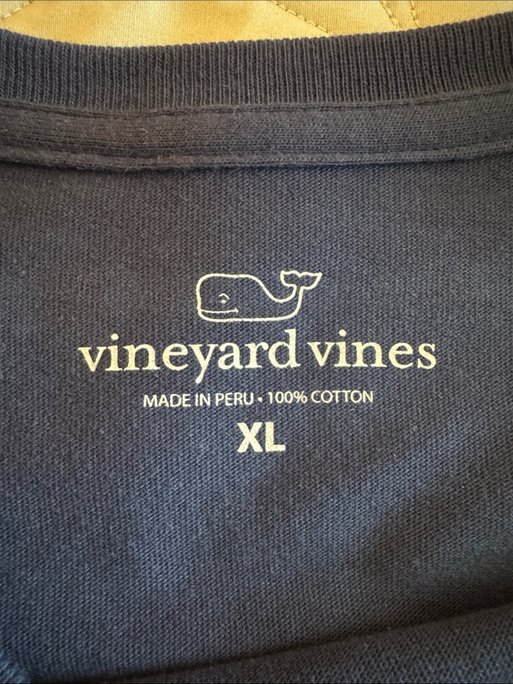 Women’s long sleeve Vineyard Vines shirt - Picture 3 of 4